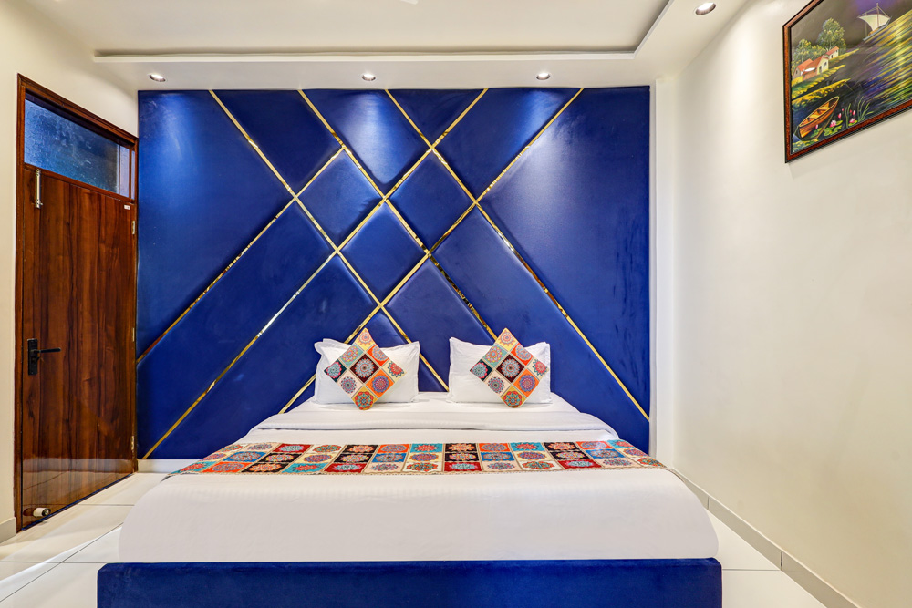 Standard AC Room at JSR Residency, Rohini